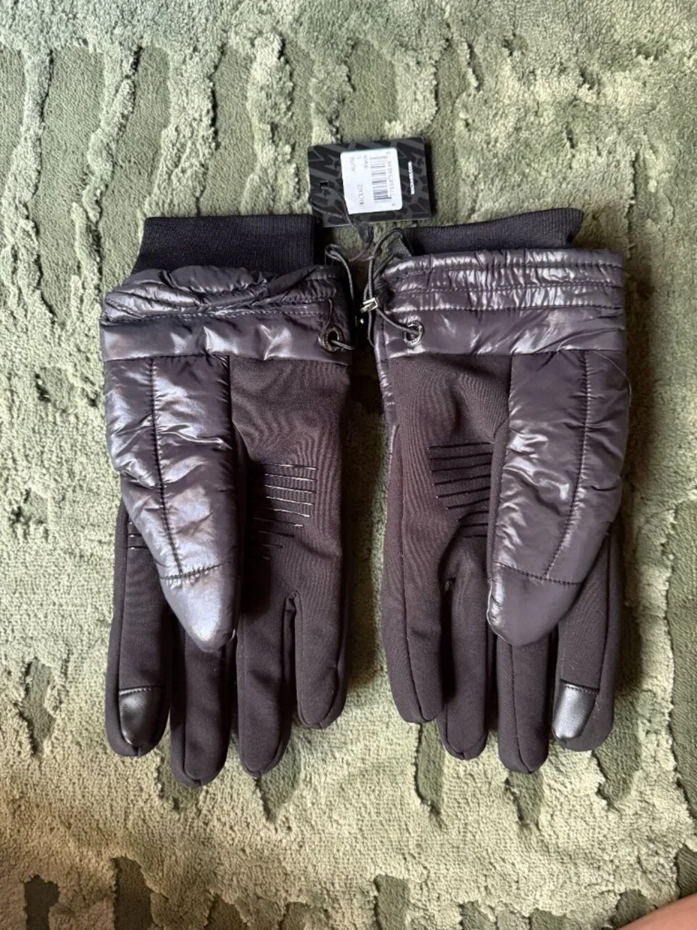 Mackage ALFIE Black Quilted Gloves Size L NWT